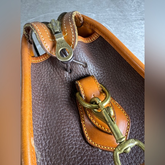 Vintage Dooney & Bourke Bag Purse Brown Tan All Weather Leather Boston Satchel - Picture 14 of 14